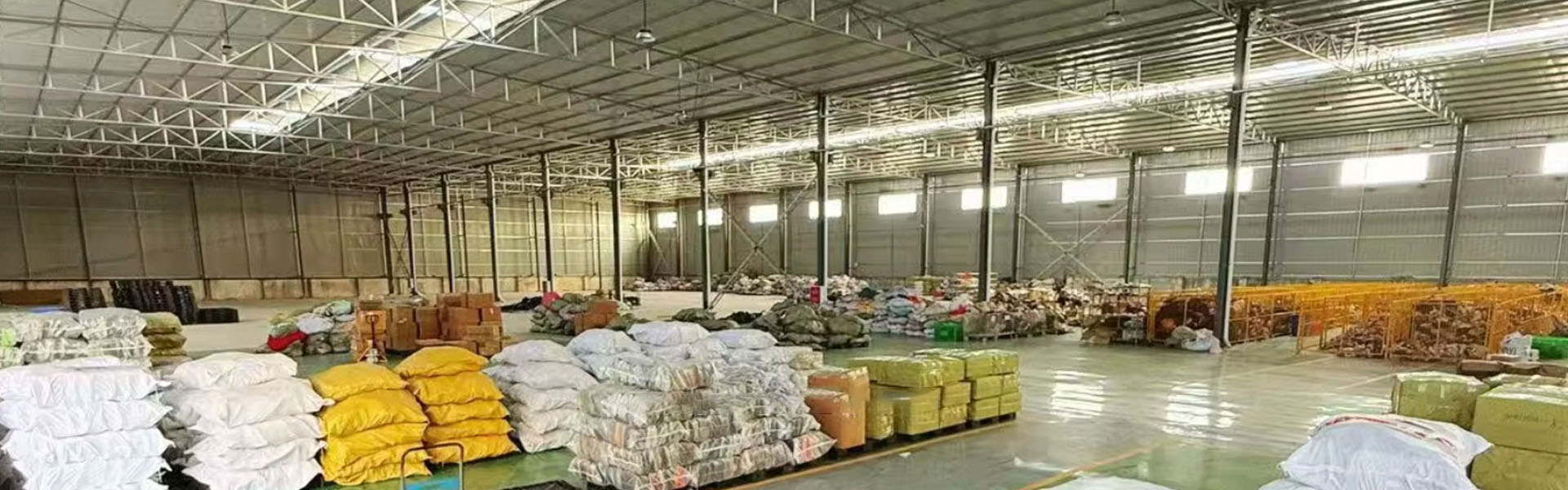 Used Shoes & Bags Solution